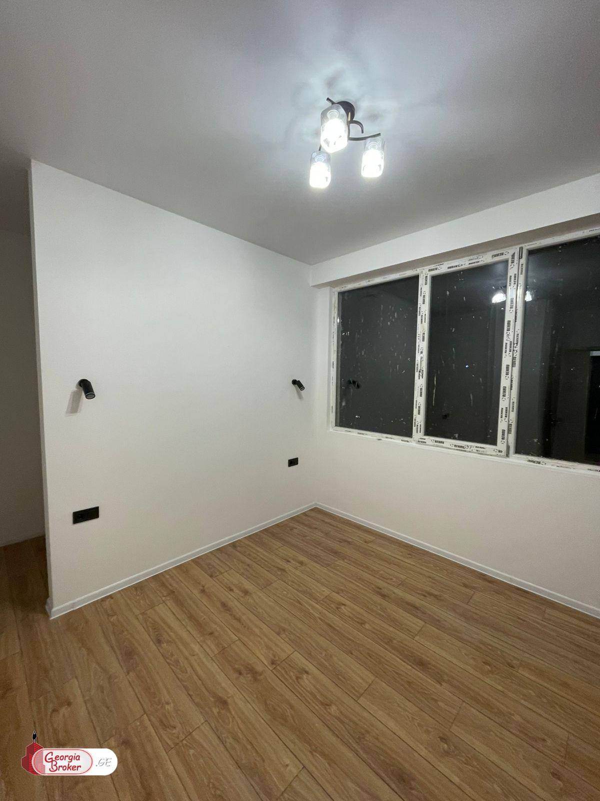 nearly repaired 3-room apartment for sale